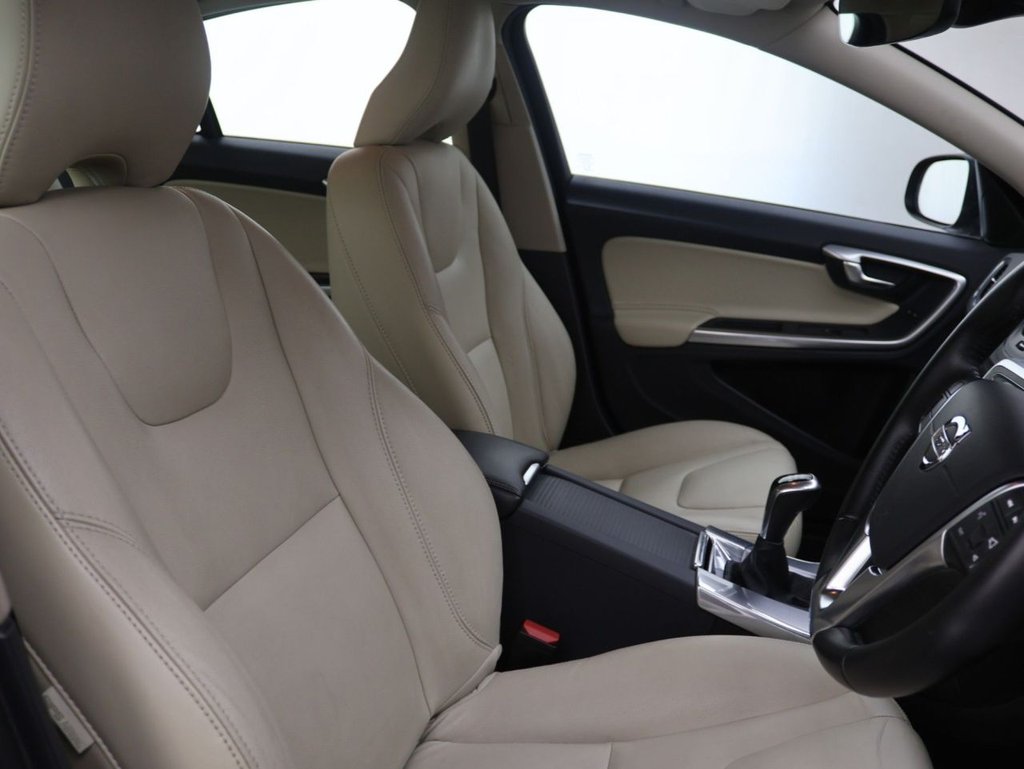 Used Volvo S60 2018 for sale - 77654522: Photo 10