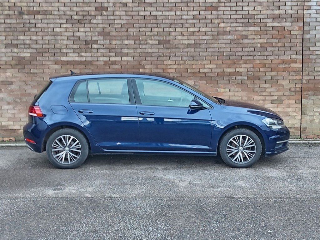 Used Volkswagen Golf 2018 for sale - 77583182: Photo 2