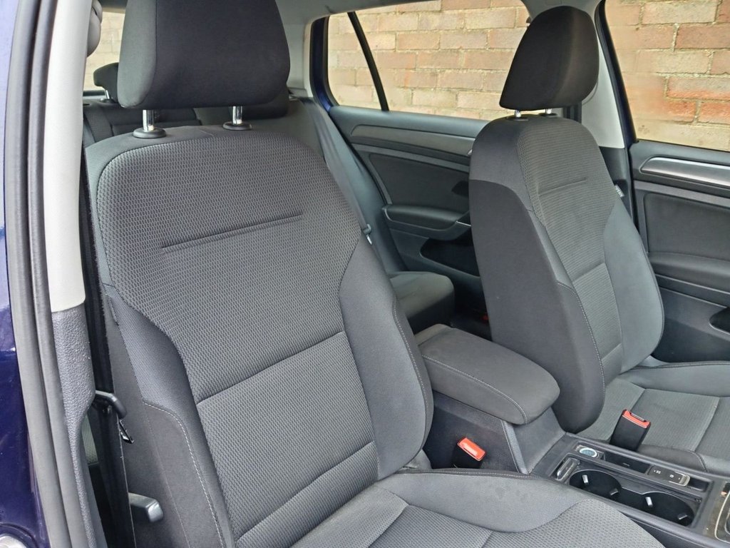 Used Volkswagen Golf 2018 for sale - 77583182: Photo 5