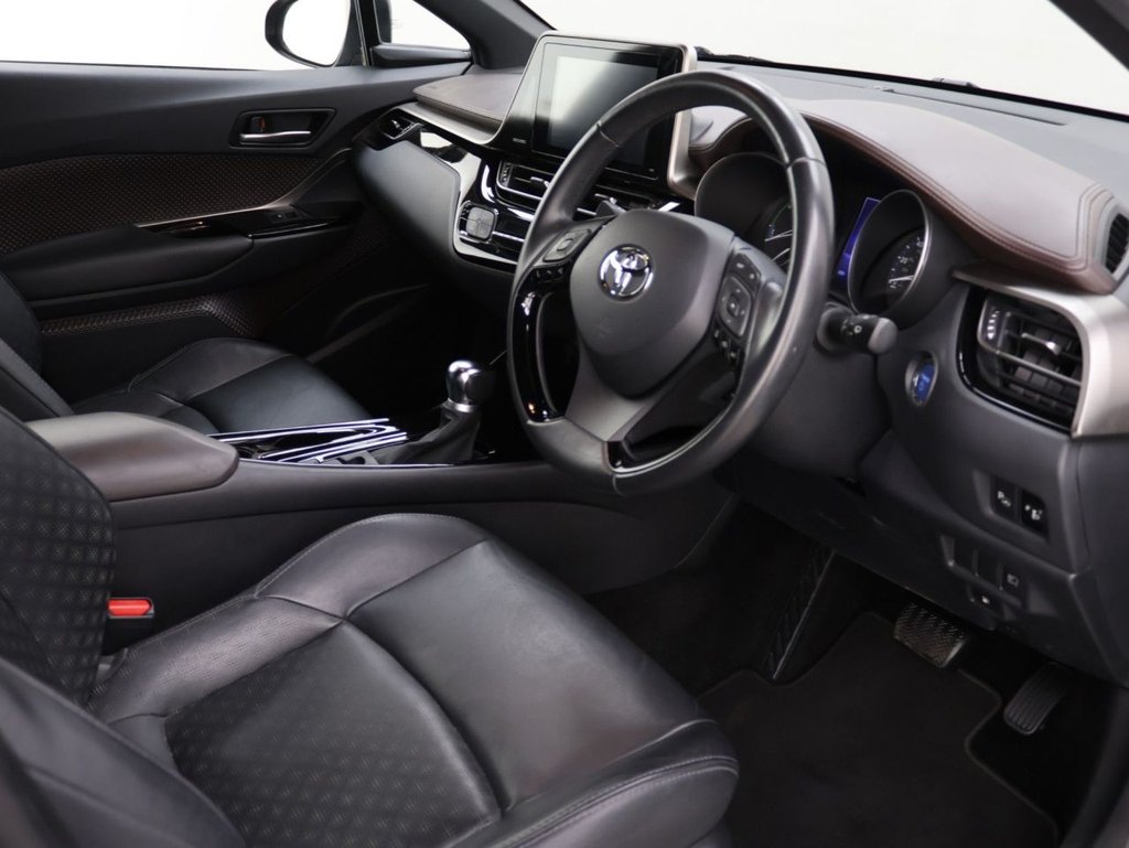 Used Toyota C-HR 2019 for sale - 76660660: Photo 10