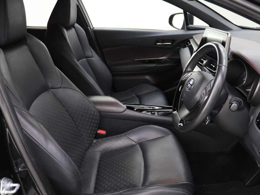 Used Toyota C-HR 2019 for sale - 76660660: Photo 12