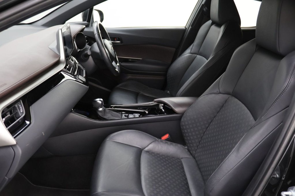 Used Toyota C-HR 2019 for sale - 76660660: Photo 22