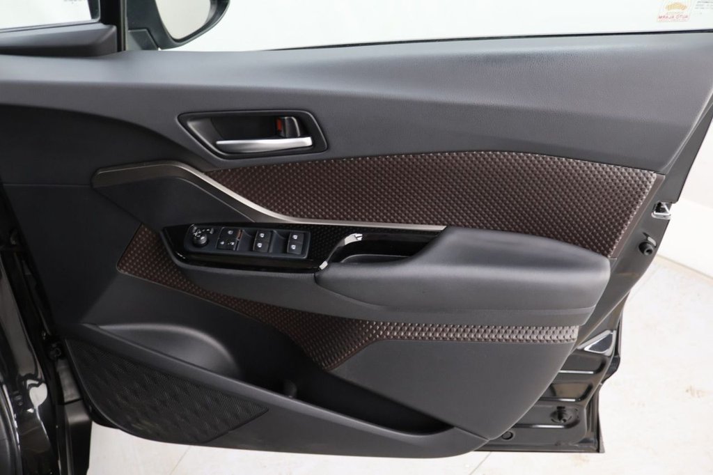 Used Toyota C-HR 2019 for sale - 76660660: Photo 26