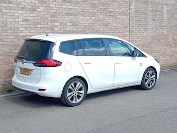 Used Vauxhall Zafira Tourer 2016 for sale - 78487550: Photo