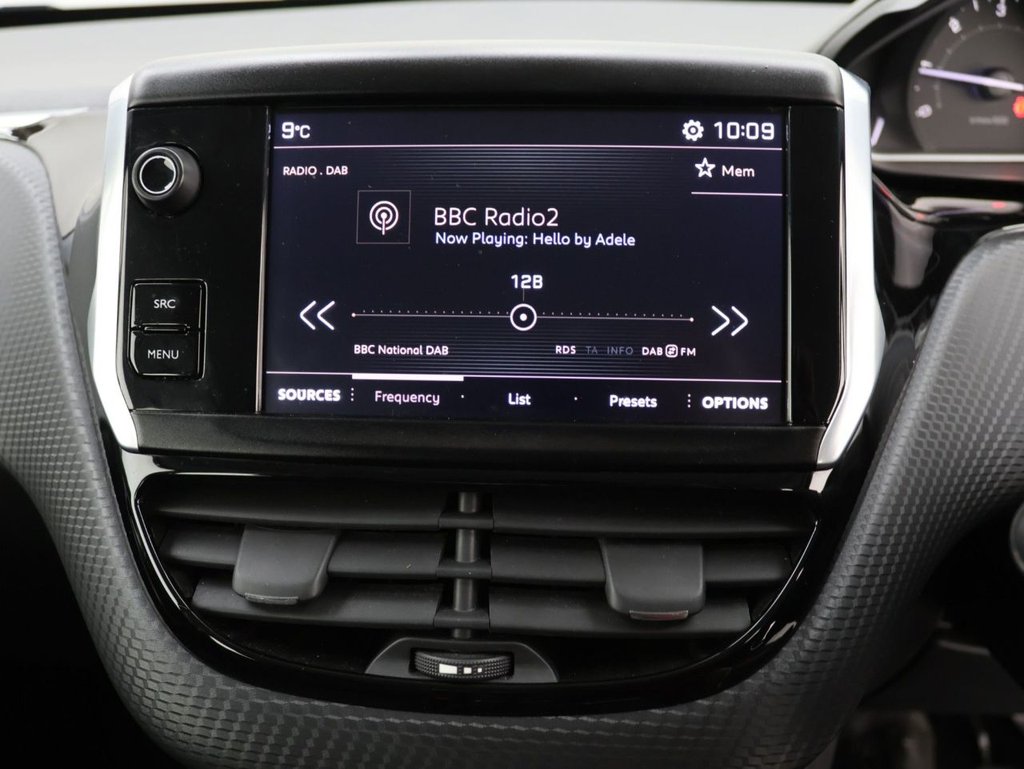 Used Peugeot 2008 2018 for sale - 76632045: Photo 14