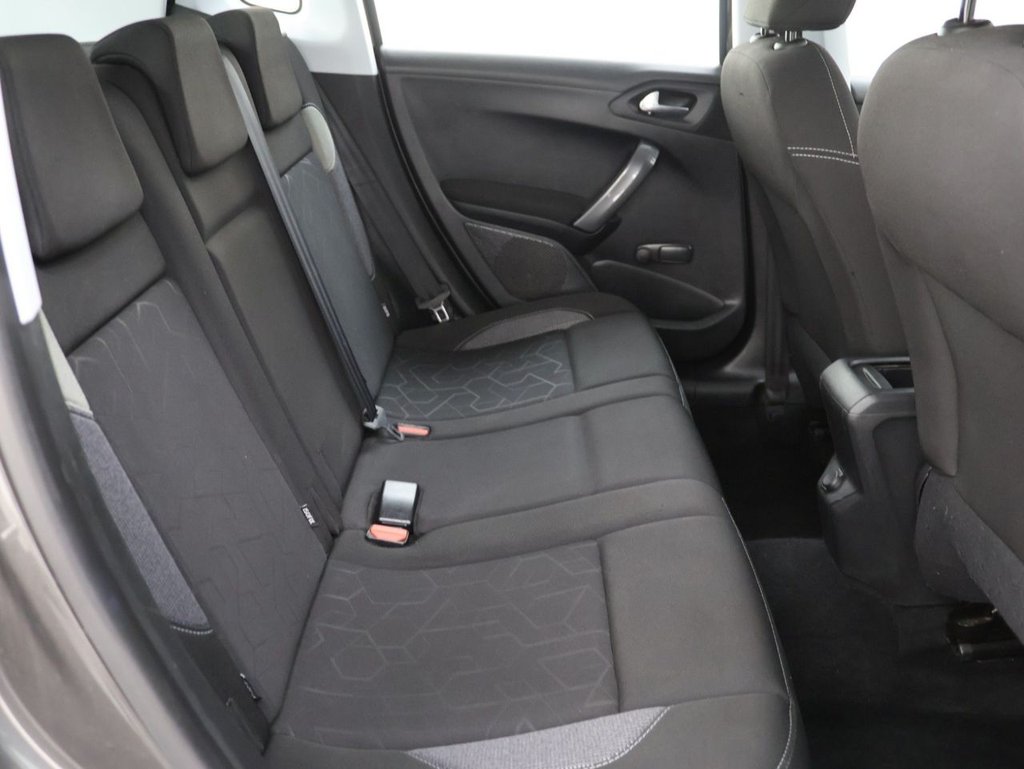 Used Peugeot 2008 2018 for sale - 76632045: Photo 15