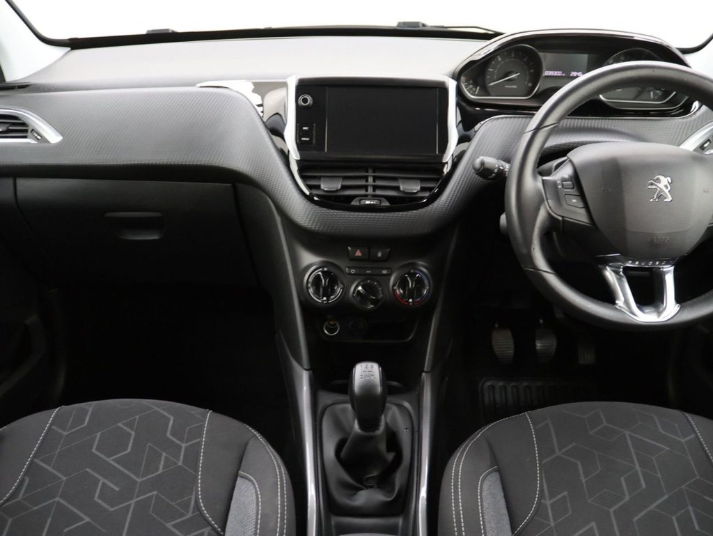 Used Peugeot 2008 2018 for sale - 76632045: Photo 16