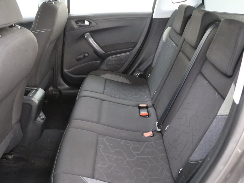 Used Peugeot 2008 2018 for sale - 76632045: Photo 19