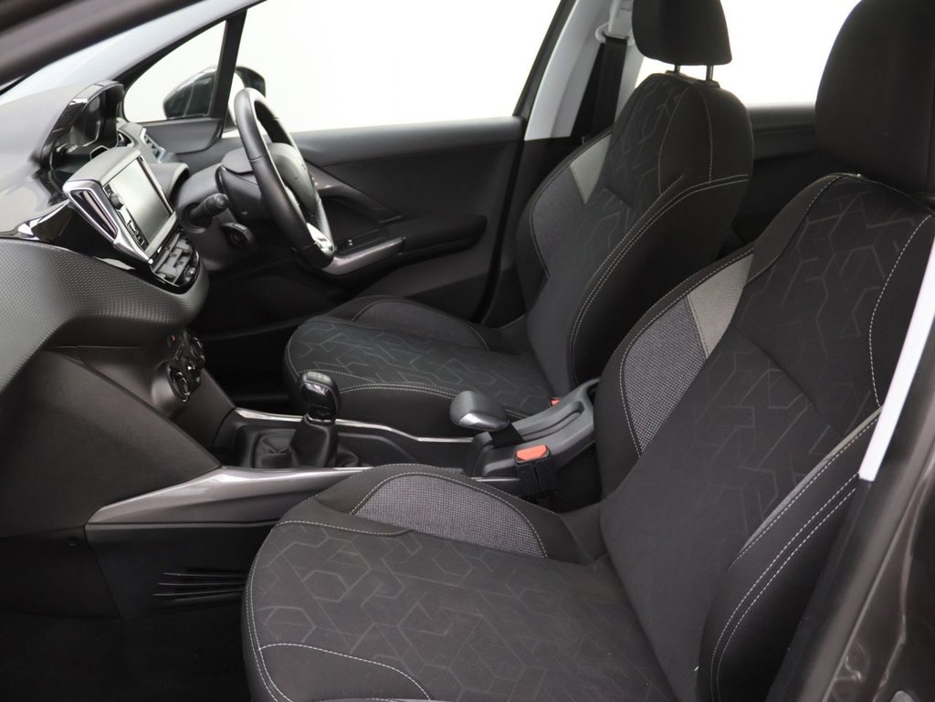 Used Peugeot 2008 2018 for sale - 76632045: Photo 20