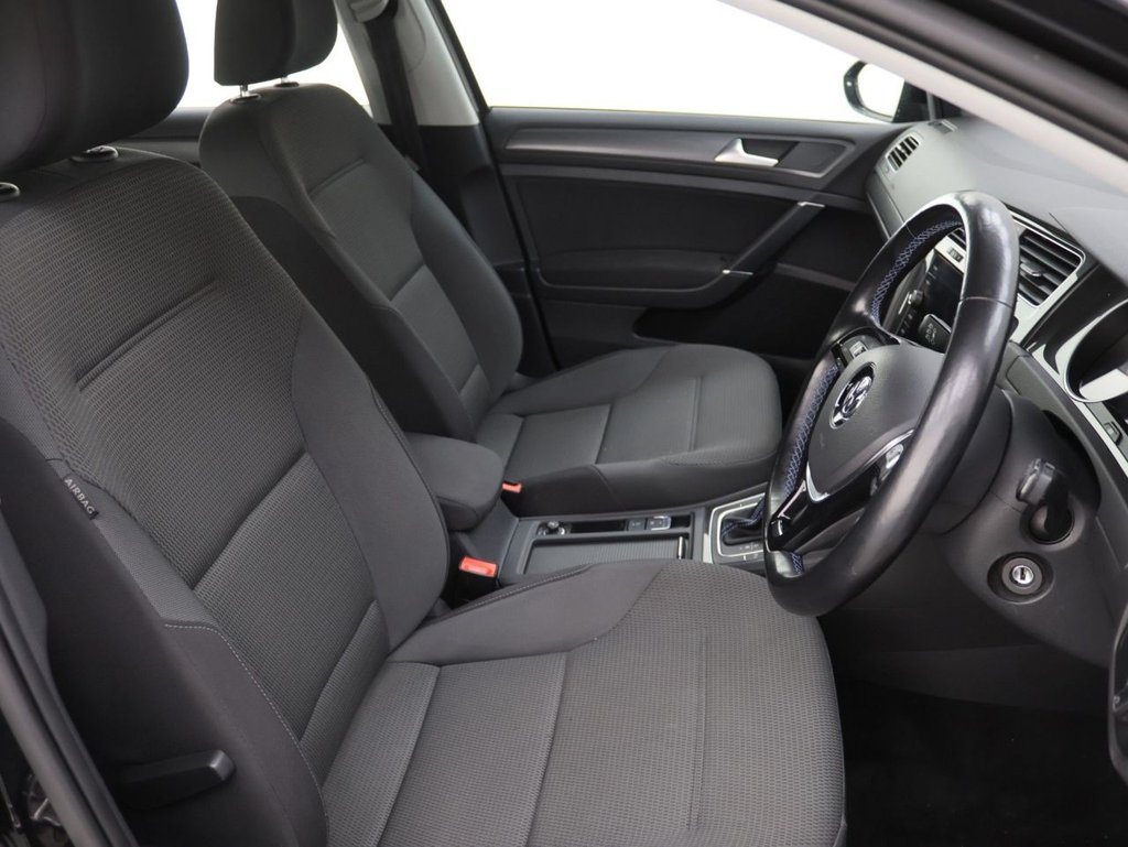 Used Volkswagen Golf 2020 for sale - 76686032: Photo 12