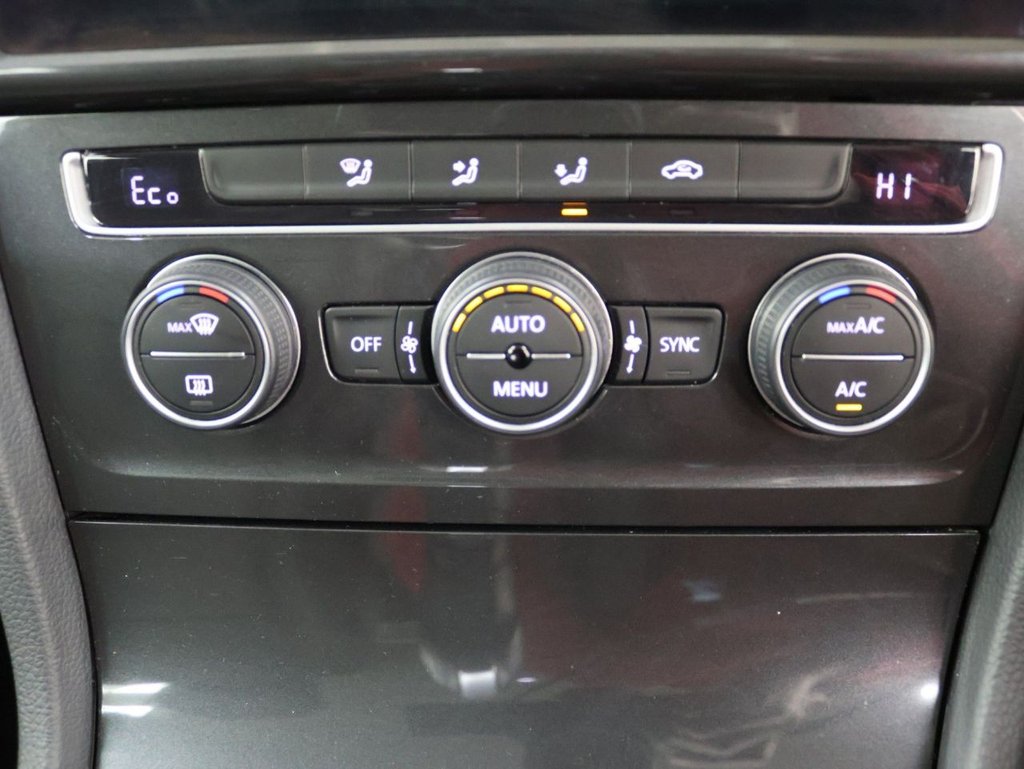 Used Volkswagen Golf 2020 for sale - 76686032: Photo 13