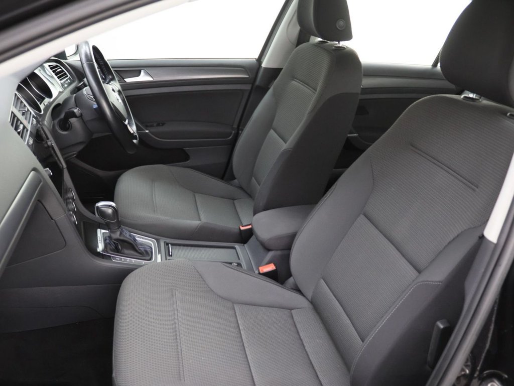 Used Volkswagen Golf 2020 for sale - 76686032: Photo 22