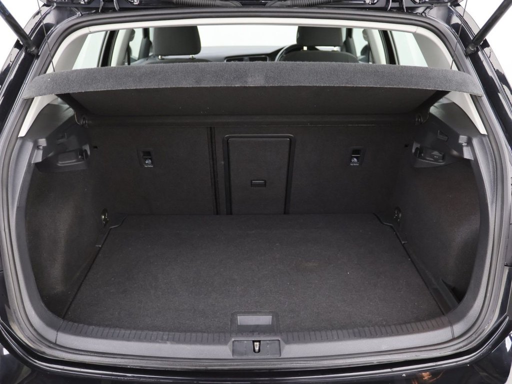 Used Volkswagen Golf 2020 for sale - 76686032: Photo 25