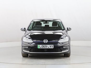 Used Volkswagen Golf 2020 for sale - 76686032: Photo