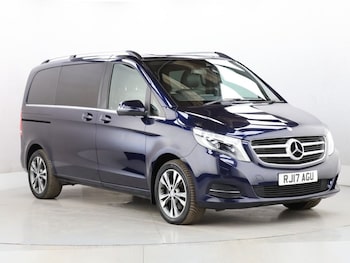 Used Mercedes-Benz V-Class 2017 for sale - 75799407: Photo