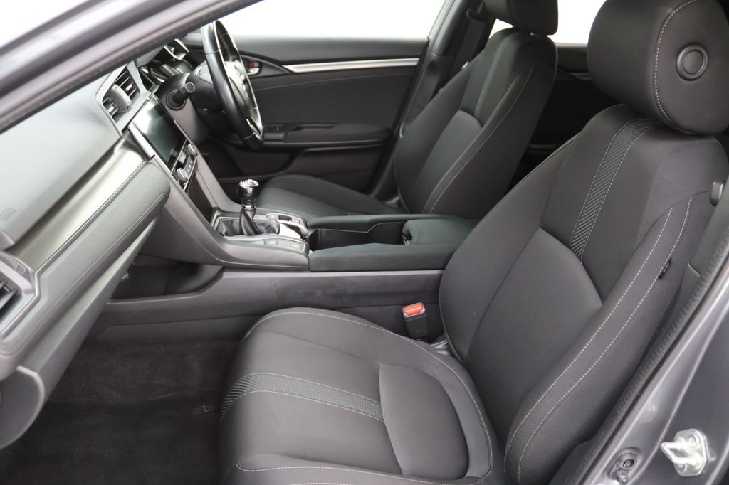 Used Honda Civic 2018 for sale - 76416961: Photo 23