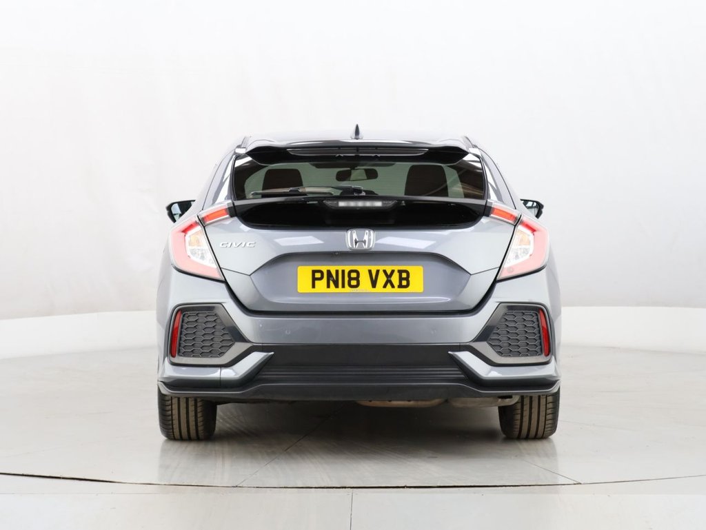 Used Honda Civic 2018 for sale - 76416961: Photo 9