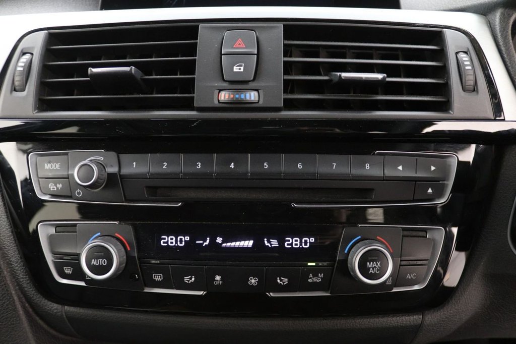 Used BMW 3 Series 2017 for sale - 77477512: Photo 15