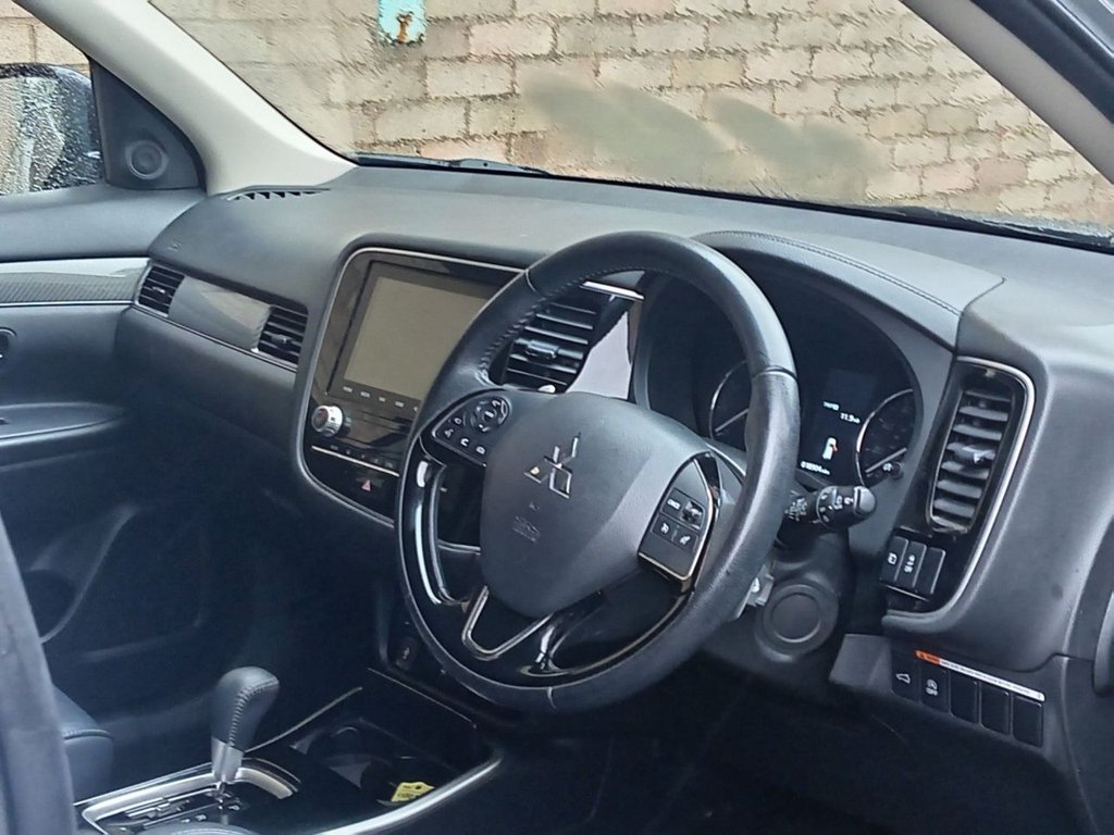 Used Mitsubishi Outlander 2020 for sale - 76591163: Photo 8