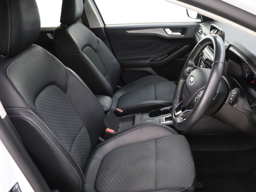 Used Ford Focus 2018 for sale - 76542170: Photo 12