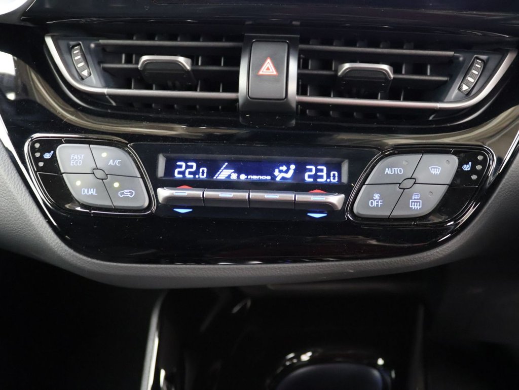 Used Toyota C-HR 2022 for sale - 76301109: Photo 16