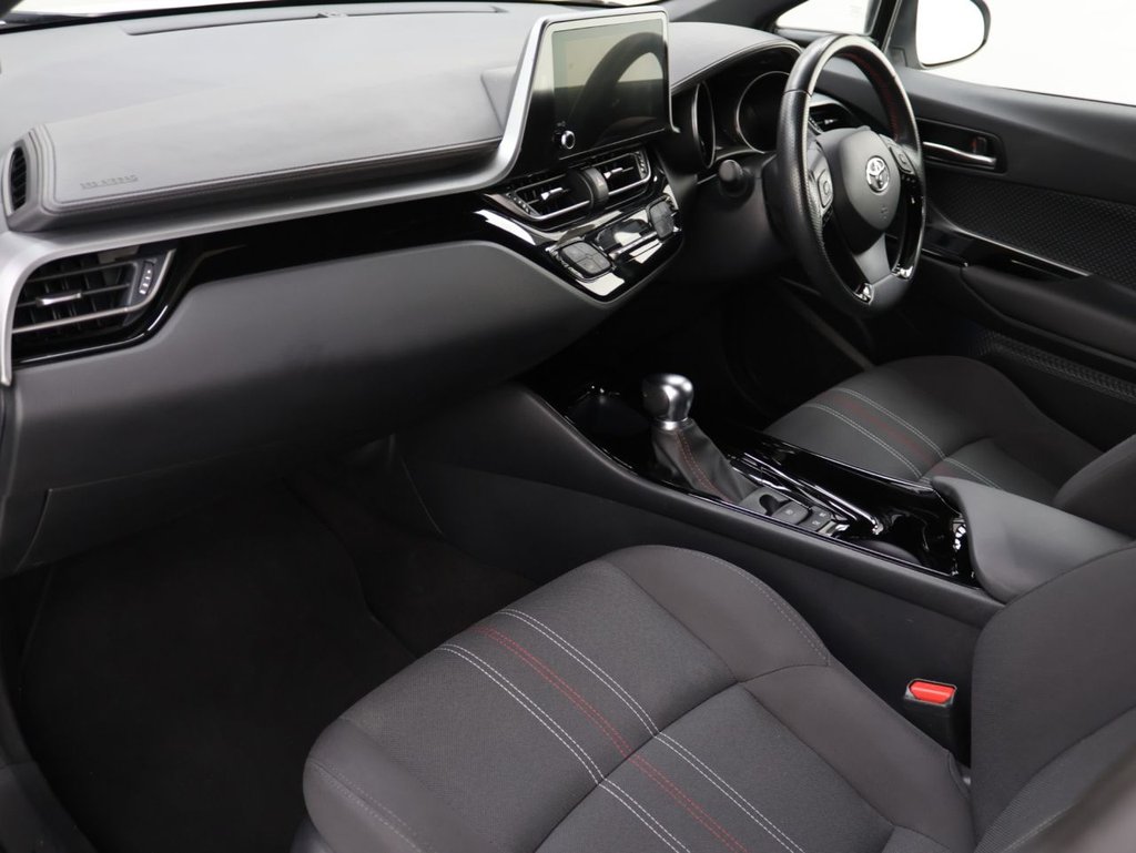 Used Toyota C-HR 2022 for sale - 76301109: Photo 24