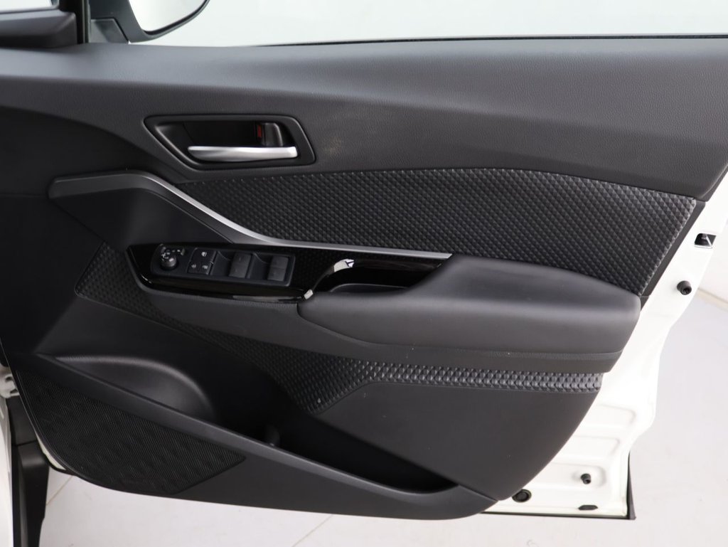 Used Toyota C-HR 2022 for sale - 76301109: Photo 26