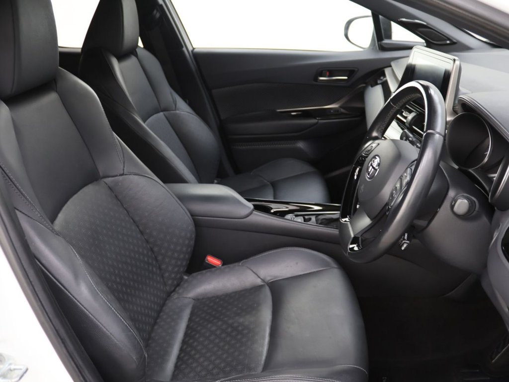Used Toyota C-HR 2019 for sale - 76481603: Photo 12