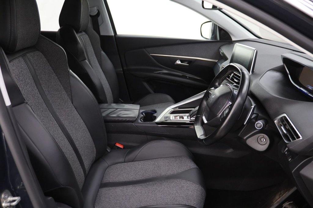 Used Peugeot 3008 2018 for sale - 77121635: Photo 12