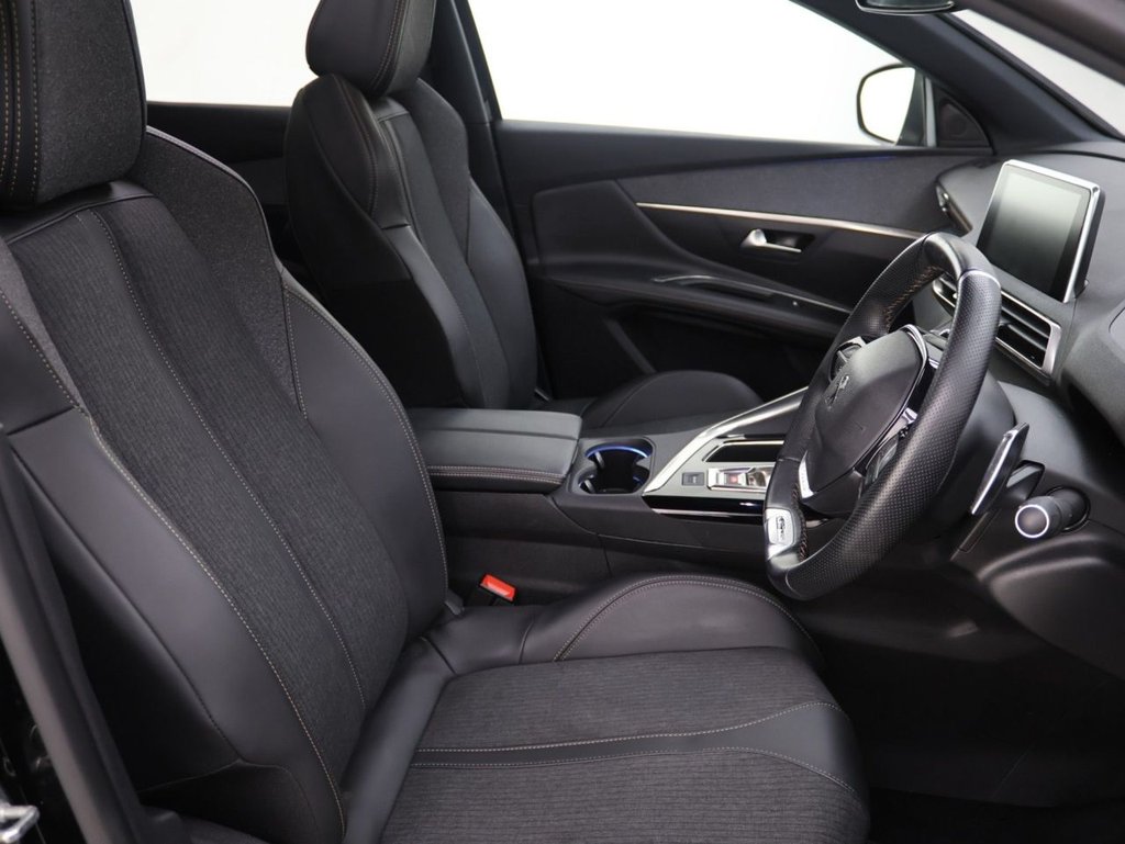 Used Peugeot 3008 2020 for sale - 76582320: Photo 13