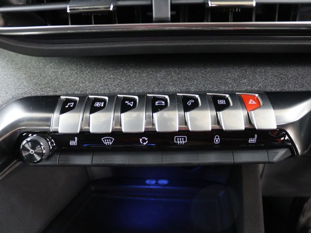 Used Peugeot 3008 2020 for sale - 76582320: Photo 17