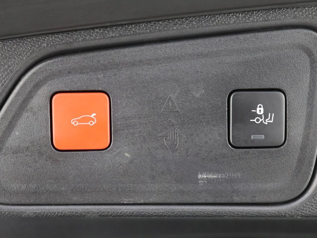 Used Peugeot 3008 2020 for sale - 76582320: Photo 29