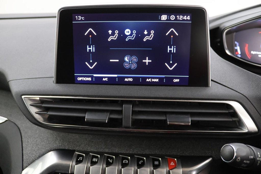 Used Peugeot 3008 2020 for sale - 76541982: Photo 14