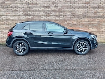 Used Mercedes-Benz GLA 2019 for sale - 77647987: Photo