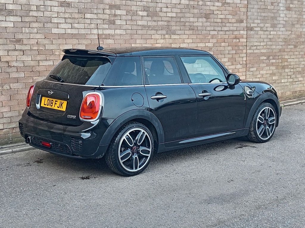 Used MINI Hatch 2018 for sale - 77966857: Photo 3
