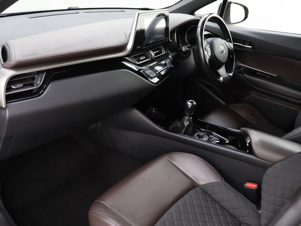 Used Toyota C-HR 2018 for sale - 76591151: Photo 24