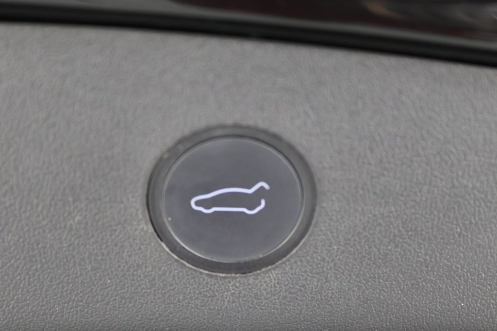 Used Tesla Model 3 2021 for sale - 76385811: Photo 25