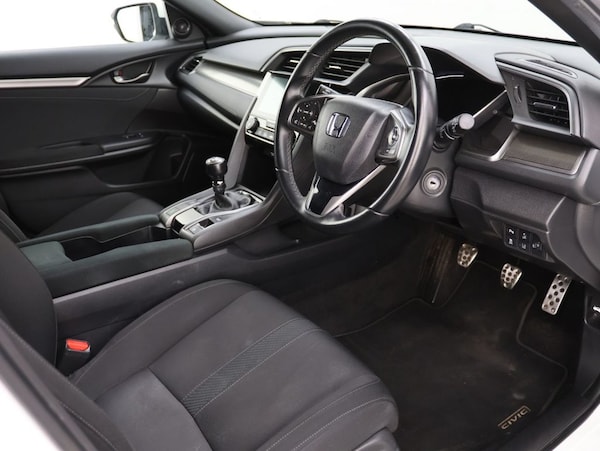 Used Honda Civic 2019 for sale - 76118856: Photo 10