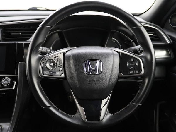 Used Honda Civic 2019 for sale - 76118856: Photo 19