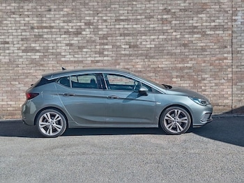 Used Vauxhall Astra 2018 for sale - 79254365: Photo