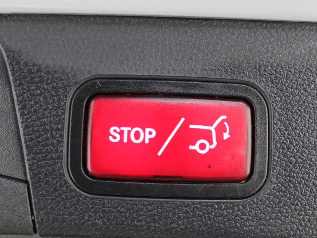 Used Mercedes-Benz C Class 2021 for sale - 76395783: Photo 25