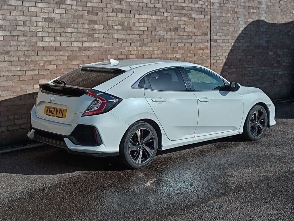 Used Honda Civic 2019 for sale - 77879503: Photo 5