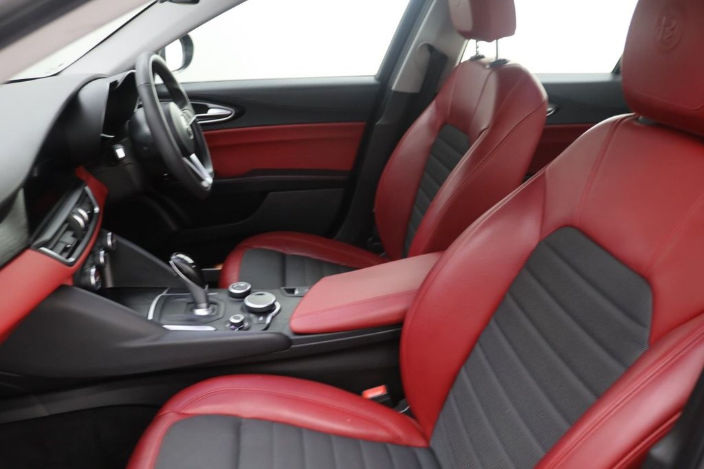 Used Alfa Romeo Giulia 2018 for sale - 77771078: Photo 23