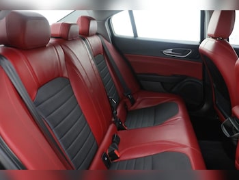 Used Alfa Romeo Giulia 2018 for sale - 77771078: Photo