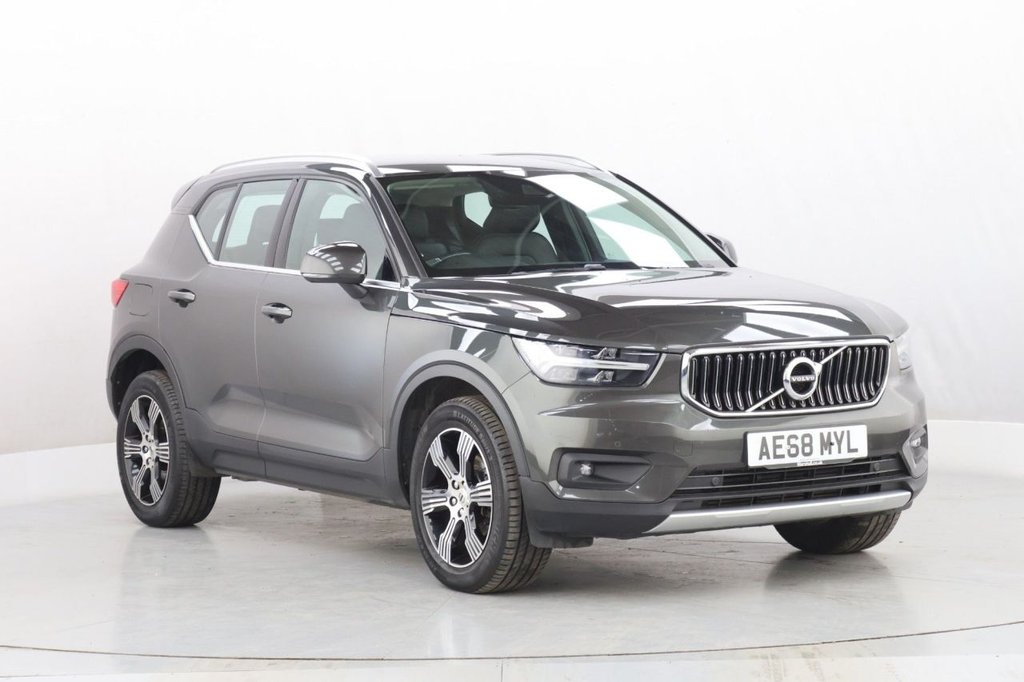 Used Volvo XC40 2018 for sale - 77383640: Photo 2