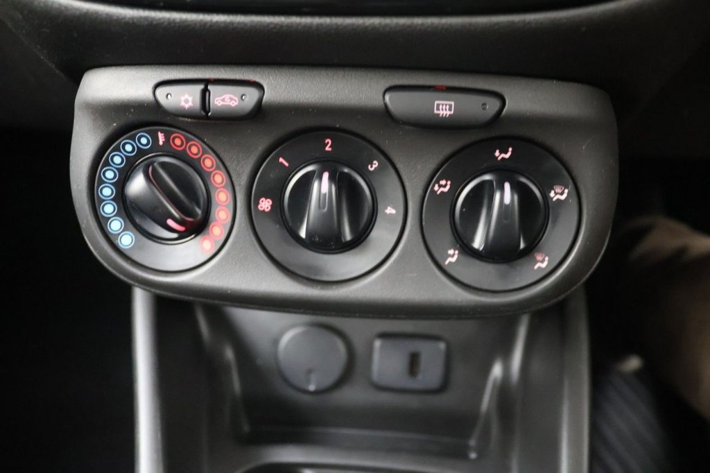 Used Vauxhall Corsa 2016 for sale - 77302043: Photo 14