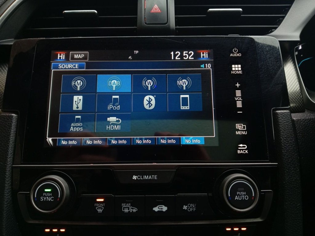 Used Honda Civic 2018 for sale - 77557801: Photo 12