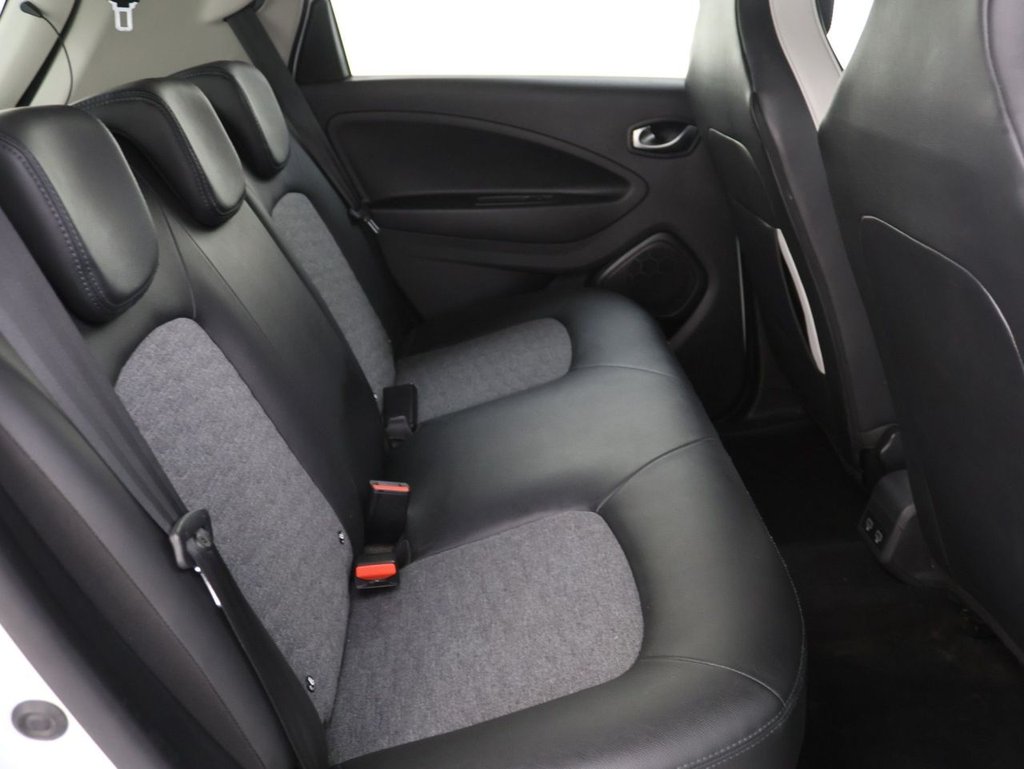 Used Renault Zoe 2021 for sale - 77981448: Photo 17