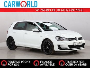 Used Volkswagen Golf 2016 for sale - 76301104: Photo