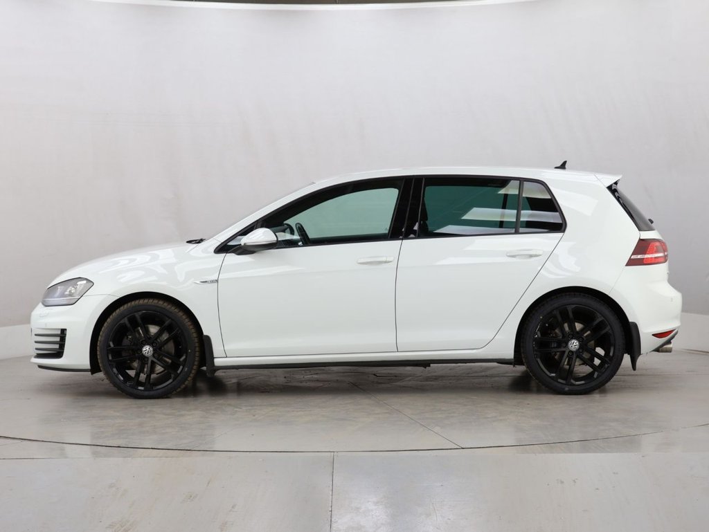 Used Volkswagen Golf 2016 for sale - 76301104: Photo 6